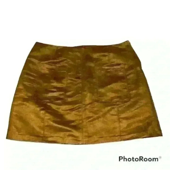 Old Navy camel/tan faux suede skirt size 4 - Picture 1 of 3